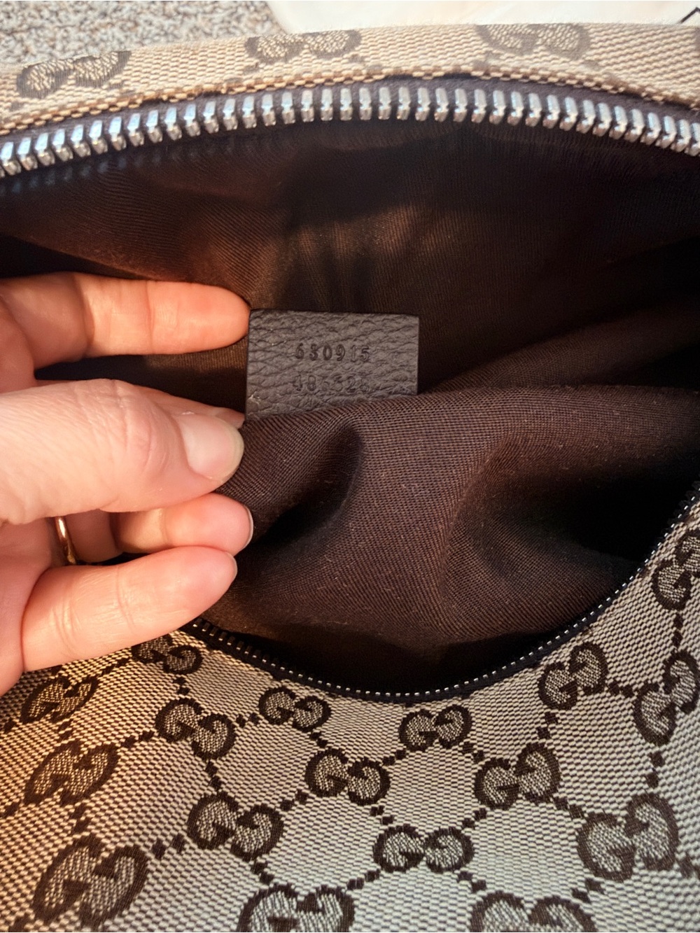 Gucci Tan GG Supreme Canvas Crossbody Belt Bag - Picture 8 of 9
